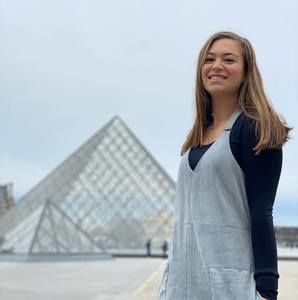 Meet your Posher, Hailey